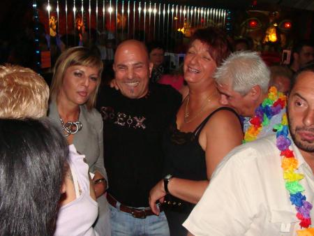 Le Carr� Blanc le 9 ao�t DJ Jeam & DJ Chico