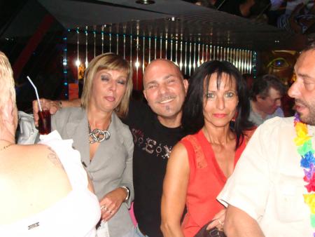 Le Carr� Blanc le 9 ao�t DJ Jeam & DJ Chico