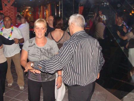 Le Carr� Blanc le 9 ao�t DJ Jeam & DJ Chico