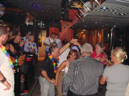 Le Carr� Blanc le 9 ao�t DJ Jeam & DJ Chico