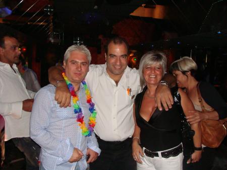 Le Carr� Blanc le 9 ao�t DJ Jeam & DJ Chico