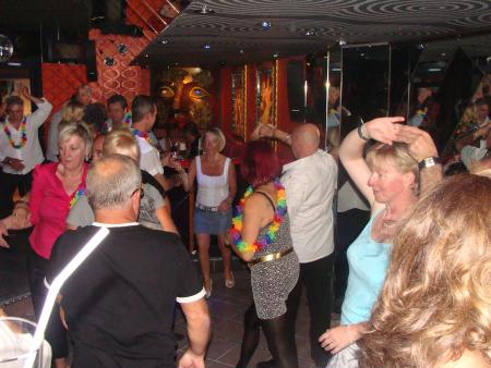 Le Carr� Blanc le 9 ao�t DJ Jeam & DJ Chico