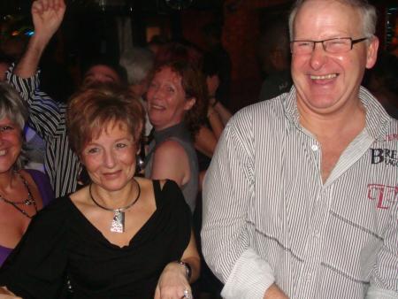 Le Carr� Blanc avec DJ Chico & DJ Jeam le 15 novembre