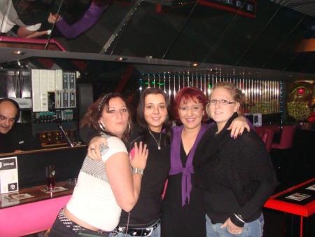 Le Carr� Blanc avec DJ Chico & DJ Jeam le 15 novembre